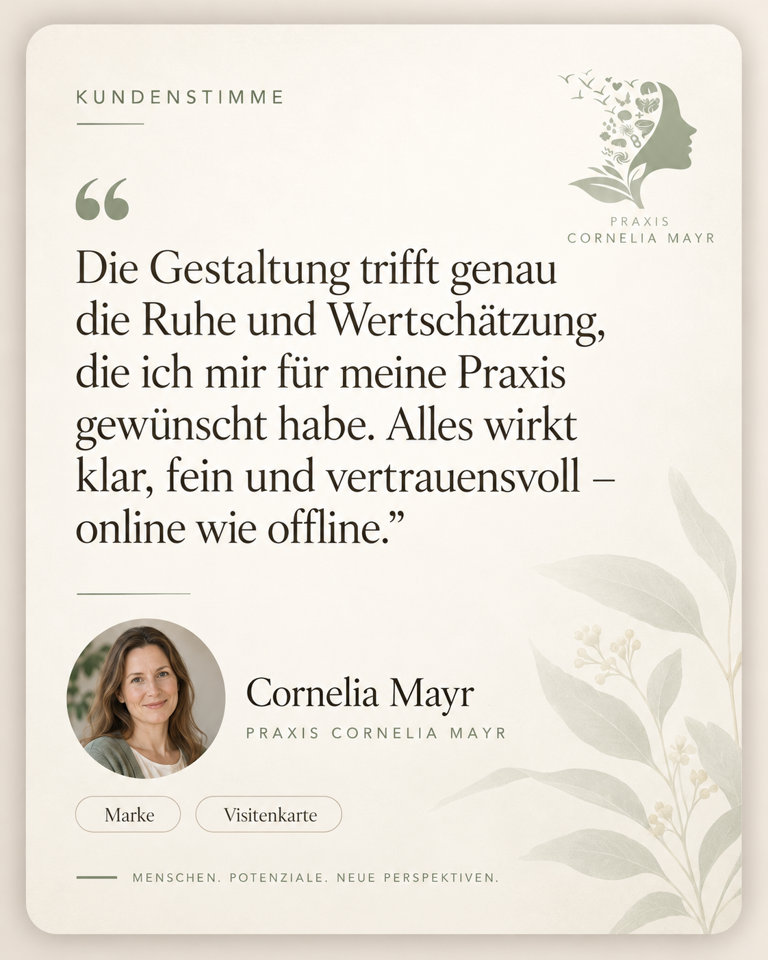 Kundenstimmen-Karte von Cornelia Mayr im ruhigen Praxisdesign